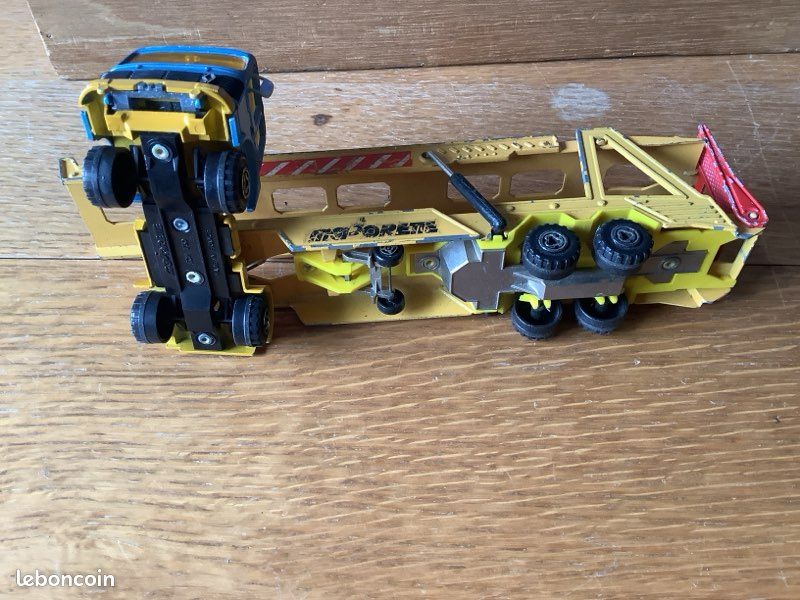 RENAULT 5 TURBO Rouge Réf 255 Majorette Serie 200 Blister Scellé EUR 33