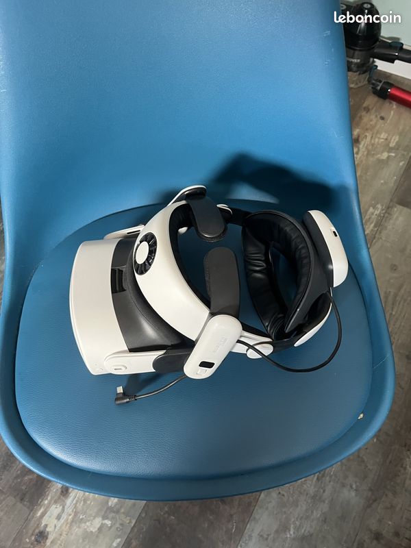Meta quest 3S + sangle bobo VR S3 pro (image 2)