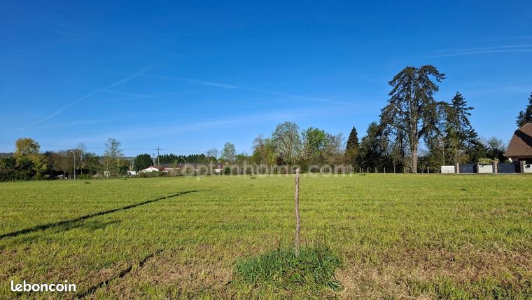 Terrain 2 593 m² Sauveterre De Bearn