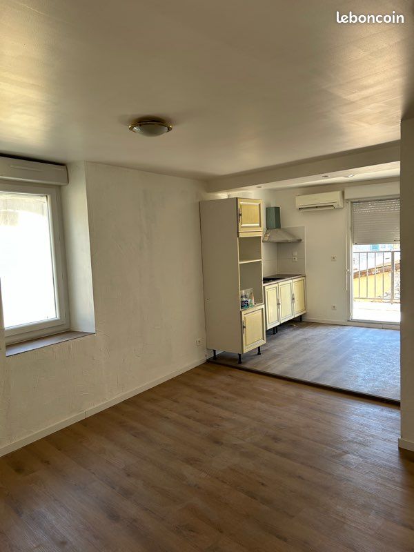 Appartement 8 pièces 110 m² · à Bourg-lès-Valence · 110 m² · 160 000 €