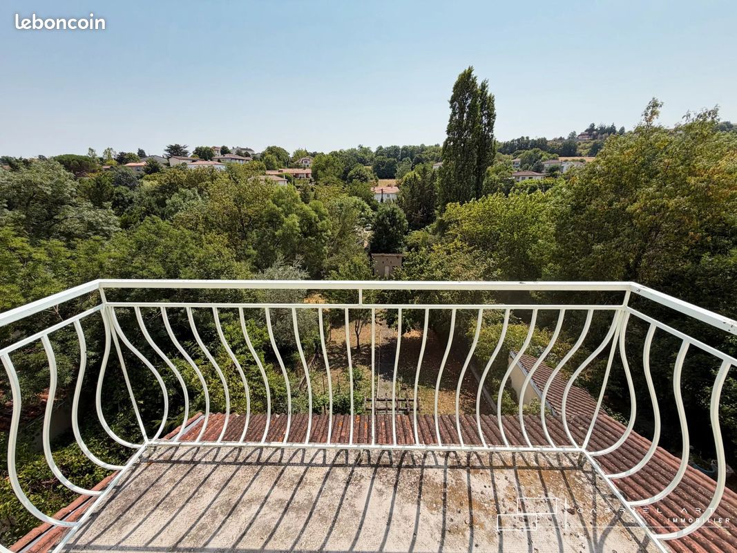 Maison 9 pièces 200 m² · à Auch · 200 m² · 223 900 €