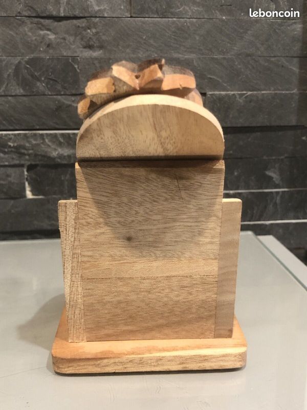 Calendrier perpétuel en bois avec gravure personnalisée