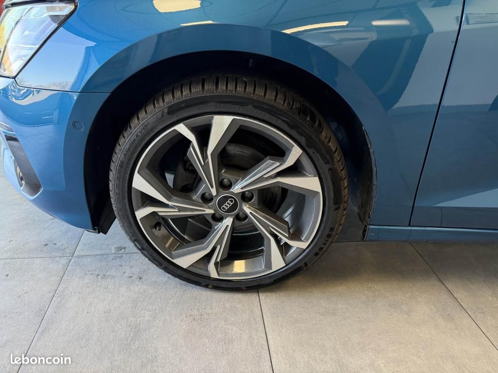 AUDI A3 Berline 30 TFSI 110 S-Tronic 7 DESIGN + Options (image 10)