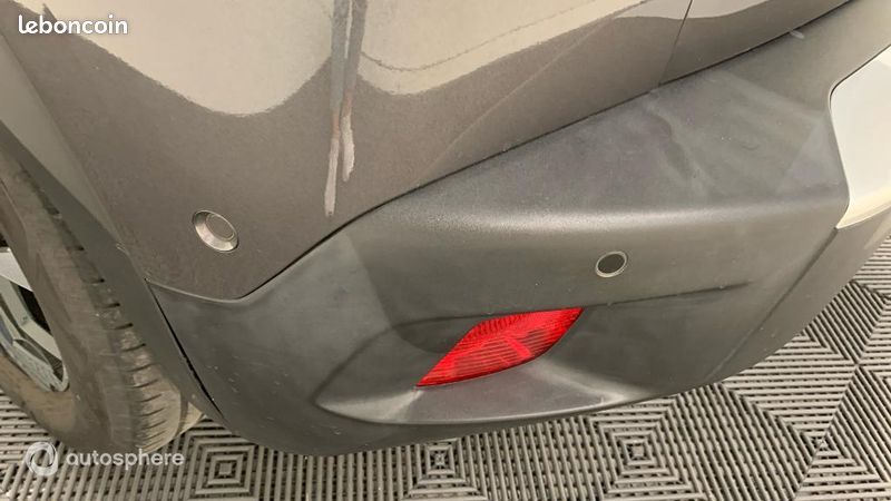 Peugeot 2008 1.2 PureTech 130ch S&S GT (image 21)