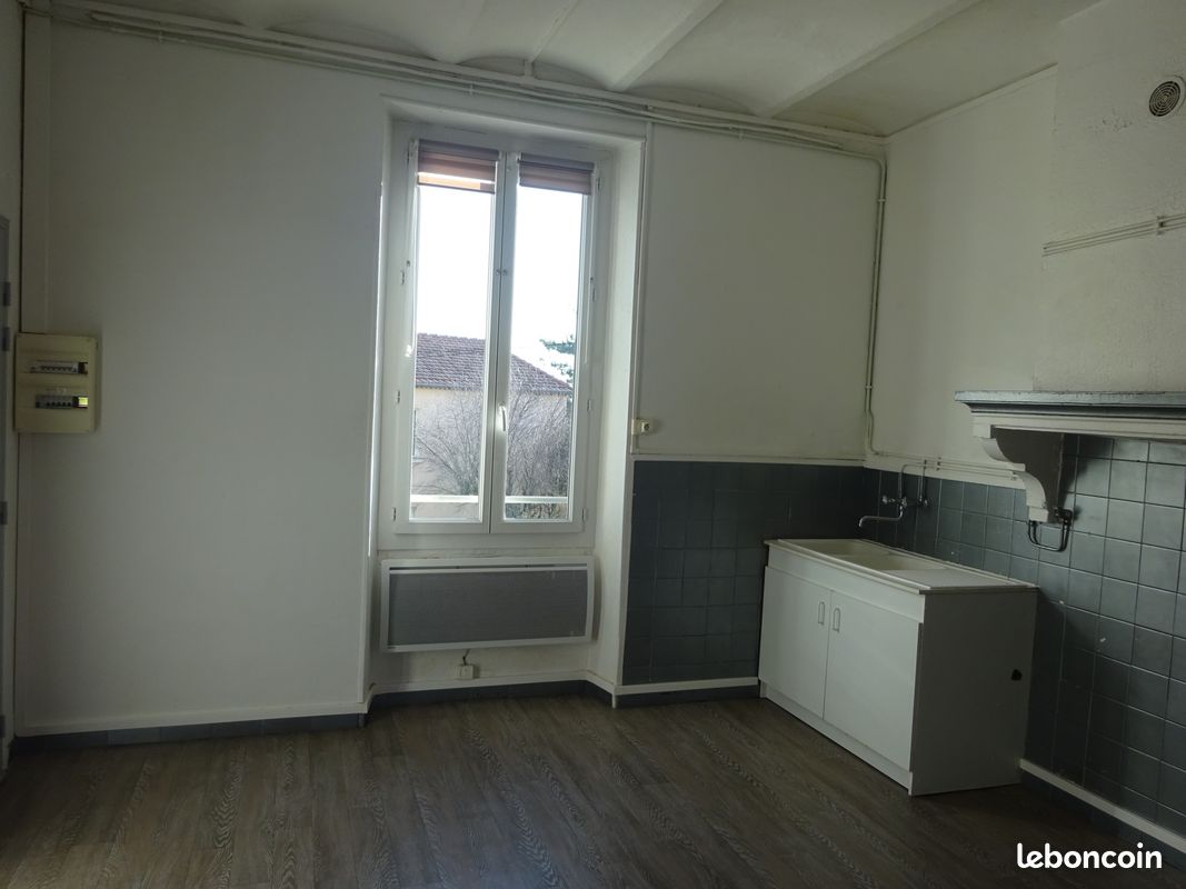 Appartement 3 pièces 55 m² · à Alès · 55 m² · 430 €/mois
