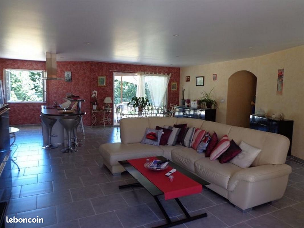 Maison villa de 4 chambres - Aureil 87220 (image principale 3)