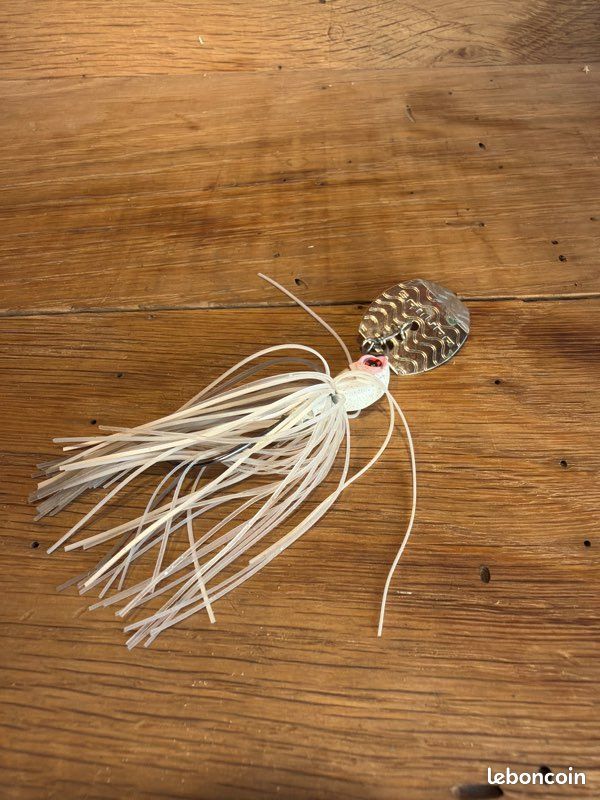 Chatterbait lure Berkley Dex 7g - Leurre de la pêche Chatterbait lure Berkley Dex 7g - Leurre de la pêche