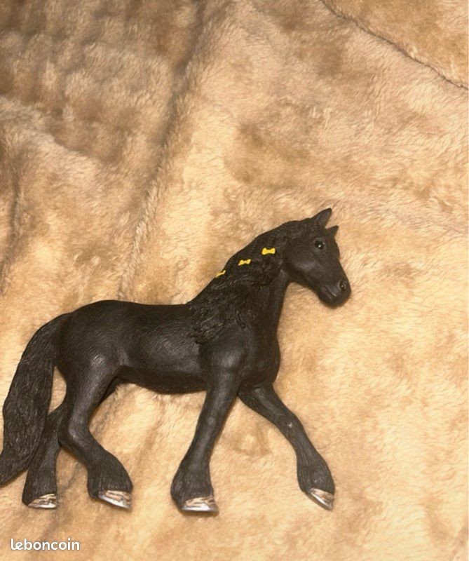 Jument Schleich 2017 (image 3)