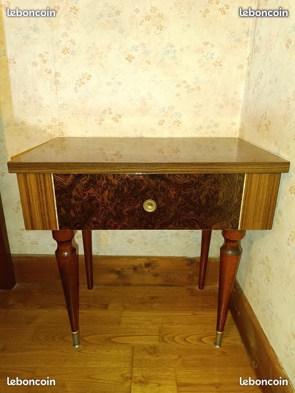 Chambre complète et tables (image 3)