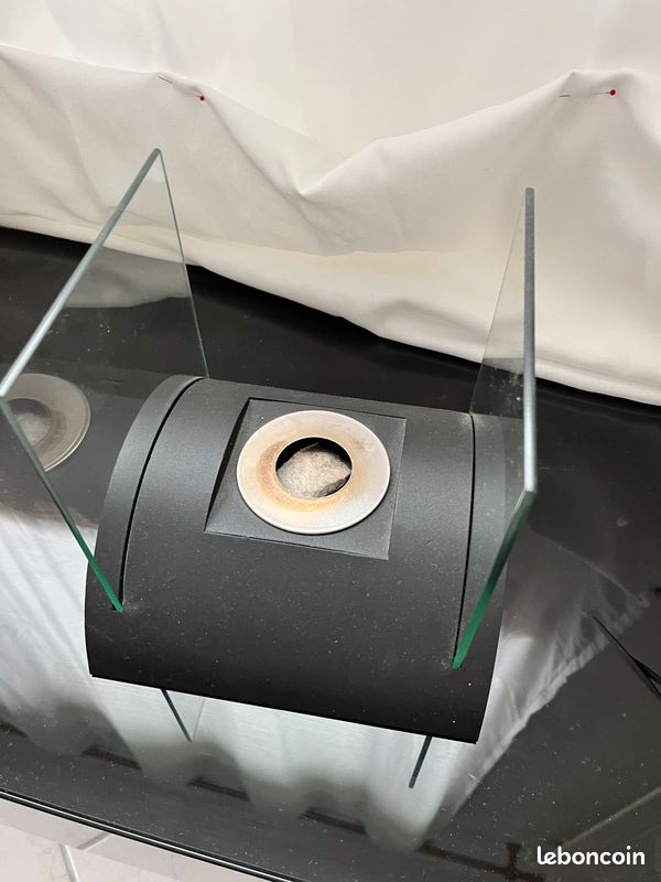 Brasero table (image 1)