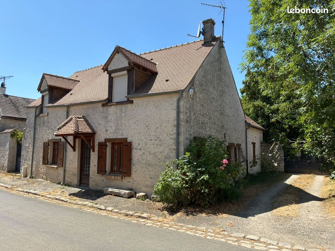 Maison 5 pièces 143 m² · à Angerville · 143 m² · 179 000 €