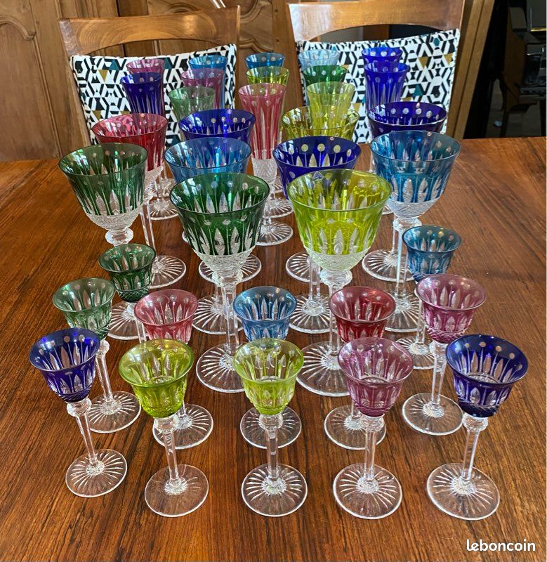 Lot De 5 Verres à Champagne En Cristal Saint-Louis France - Modèle Rare Baroque