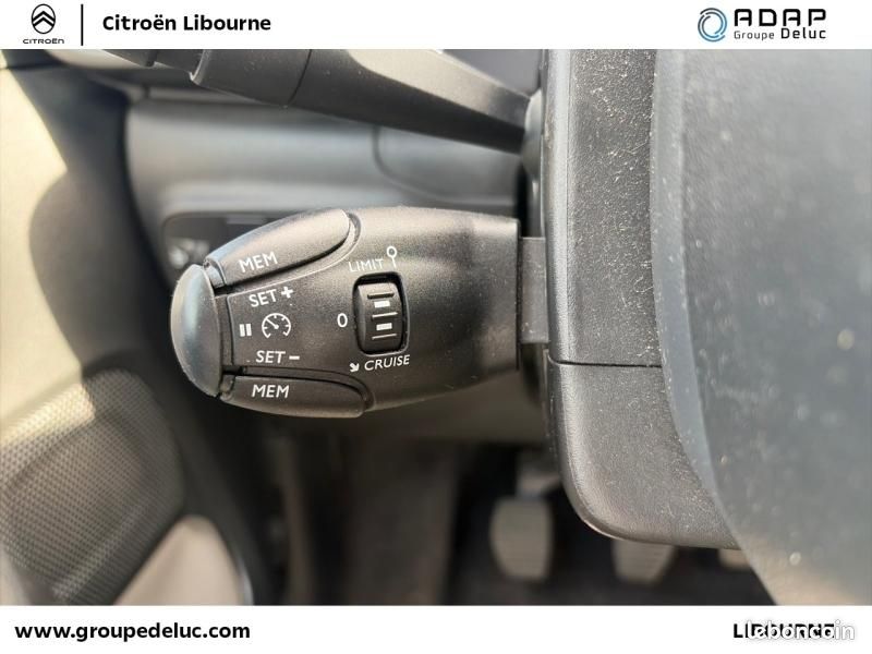 Citroen C3 1.2 PureTech 83ch S&S Feel Pack (image 23)