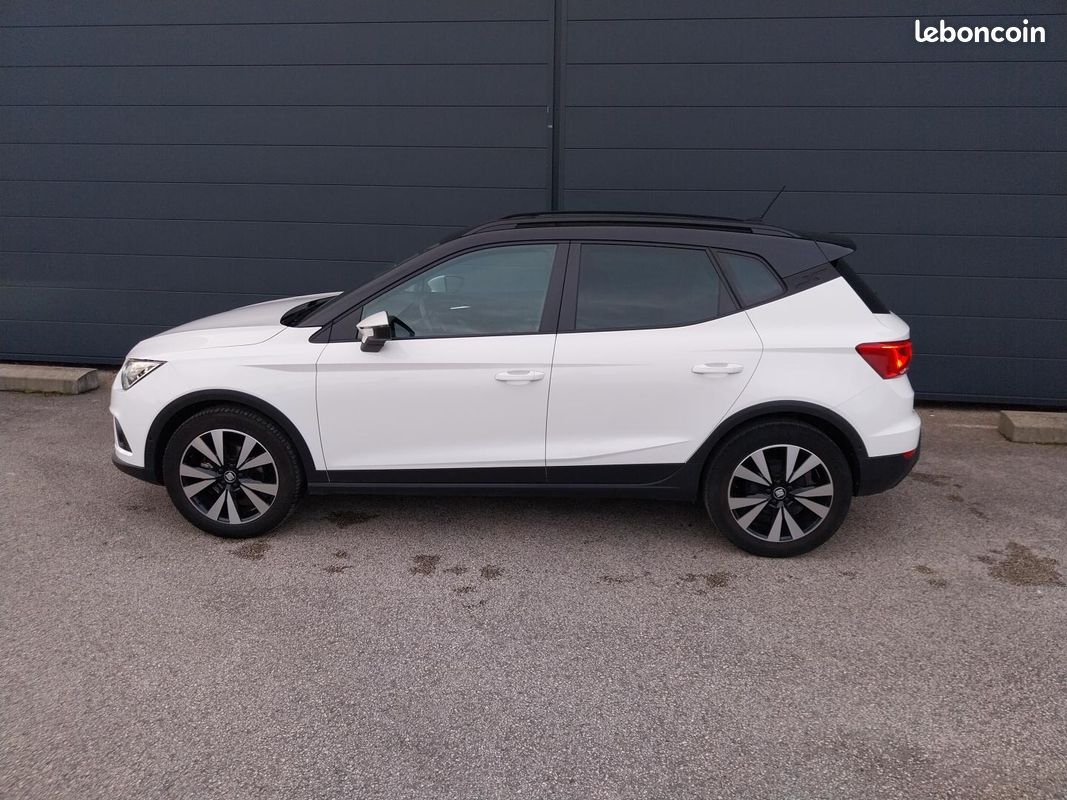 SEAT Arona 1.0 EcoTSI 95 ch Start/Stop BVM5 Urban (image 3)