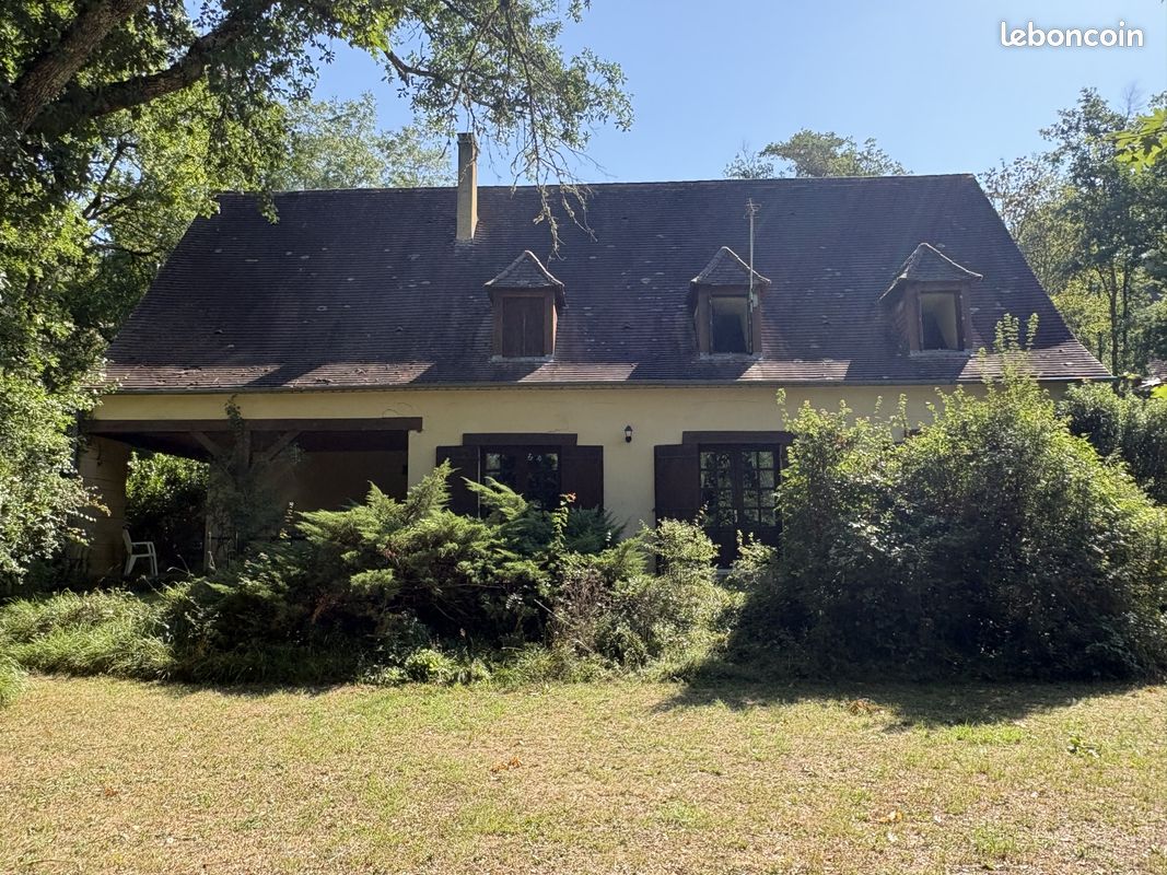 Maison 6 pièces 159 m² · à Le Buisson-de-Cadouin · 159 m² · 214 000 €