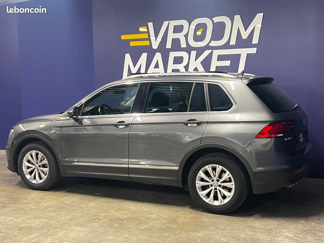VOLKSWAGEN Tiguan 2.0 TDI 150ch Confortline - Boîte auto - CarPlay - Toit ouvrant panoramique - Régulateur de vitesse - Caméra de recul (image 3)