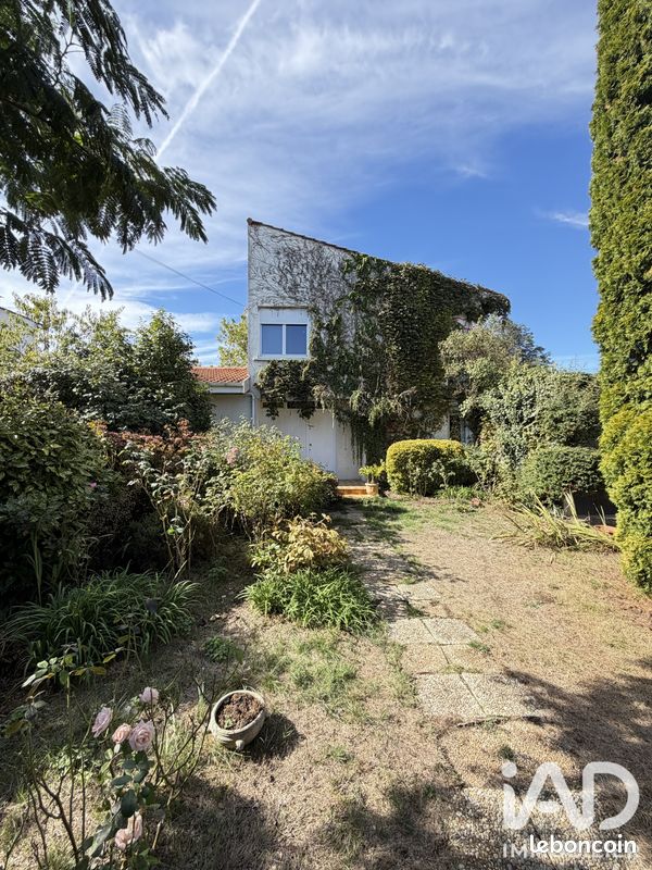 Maison 5 pièces 103 m² · à Pau · 103 m² · 180 000 €