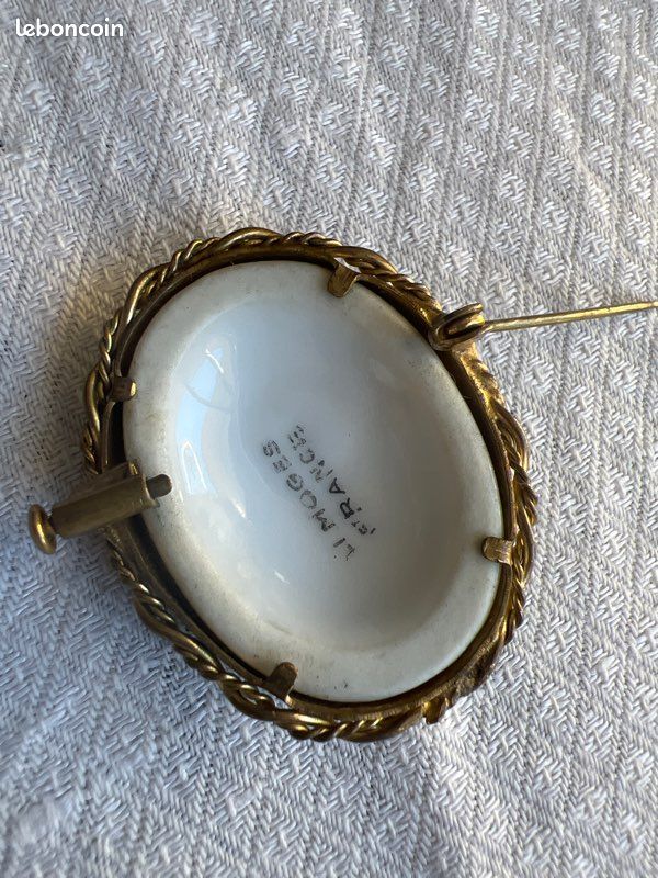 Broche Ancienne Limoges - Porcelaine Fleur Email Sur Laiton - Bijou Vintage