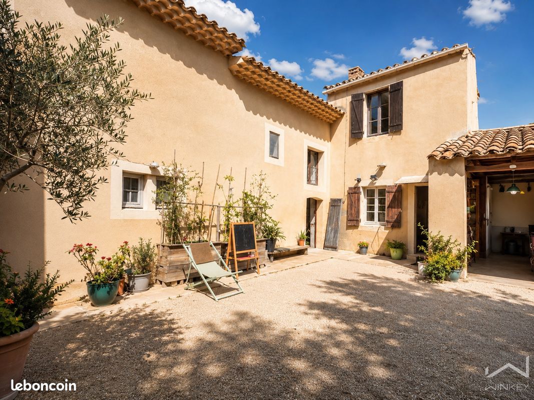 Maison 7 pièces 226 m² · à Bollène · 226 m² · 214 900 €