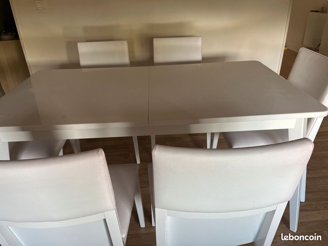 Table à manger (image 1)
