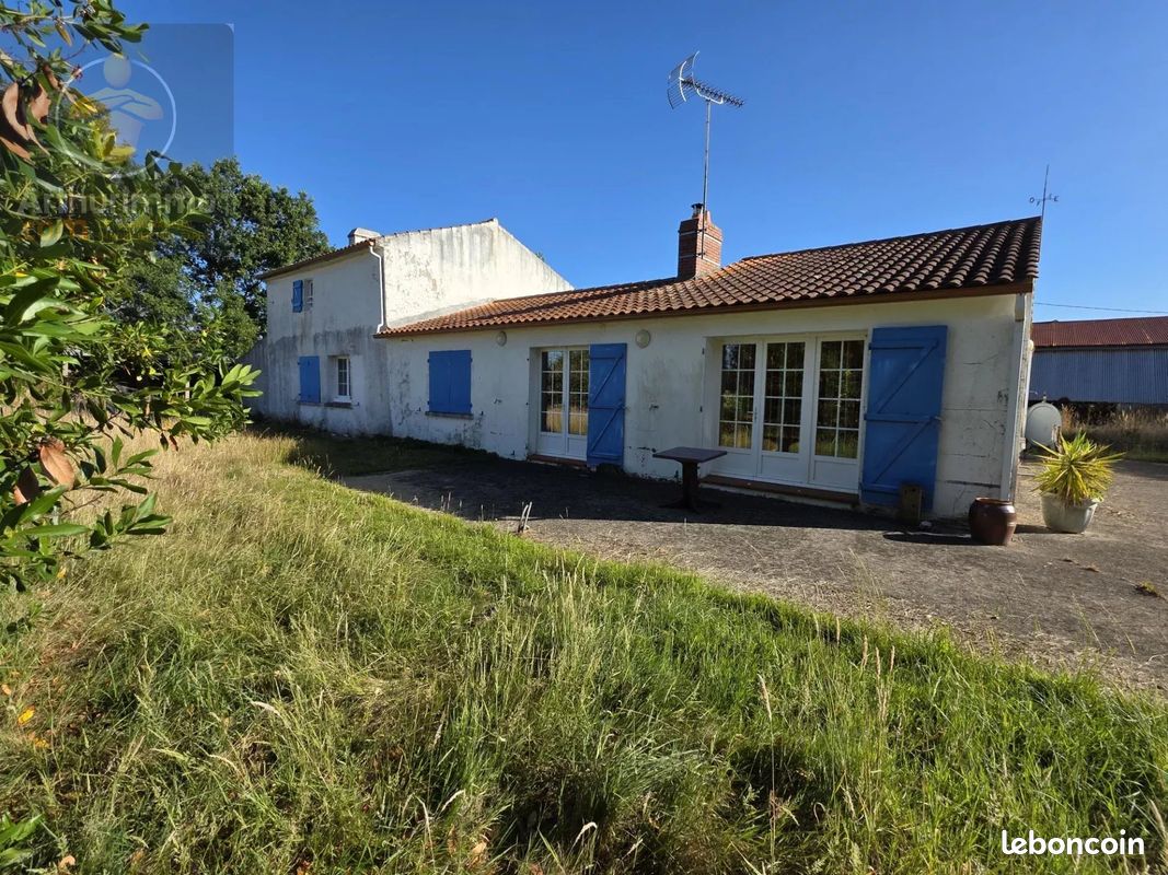 Maison 237 m² · à Bois-de-Céné · 237 m² · 367 000 €