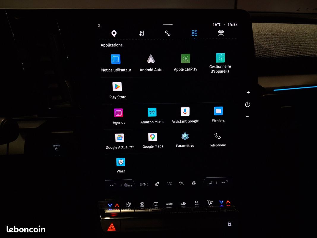 RENAULT Megane E-Tech EV60 220 ch super charge Techno (image 24)