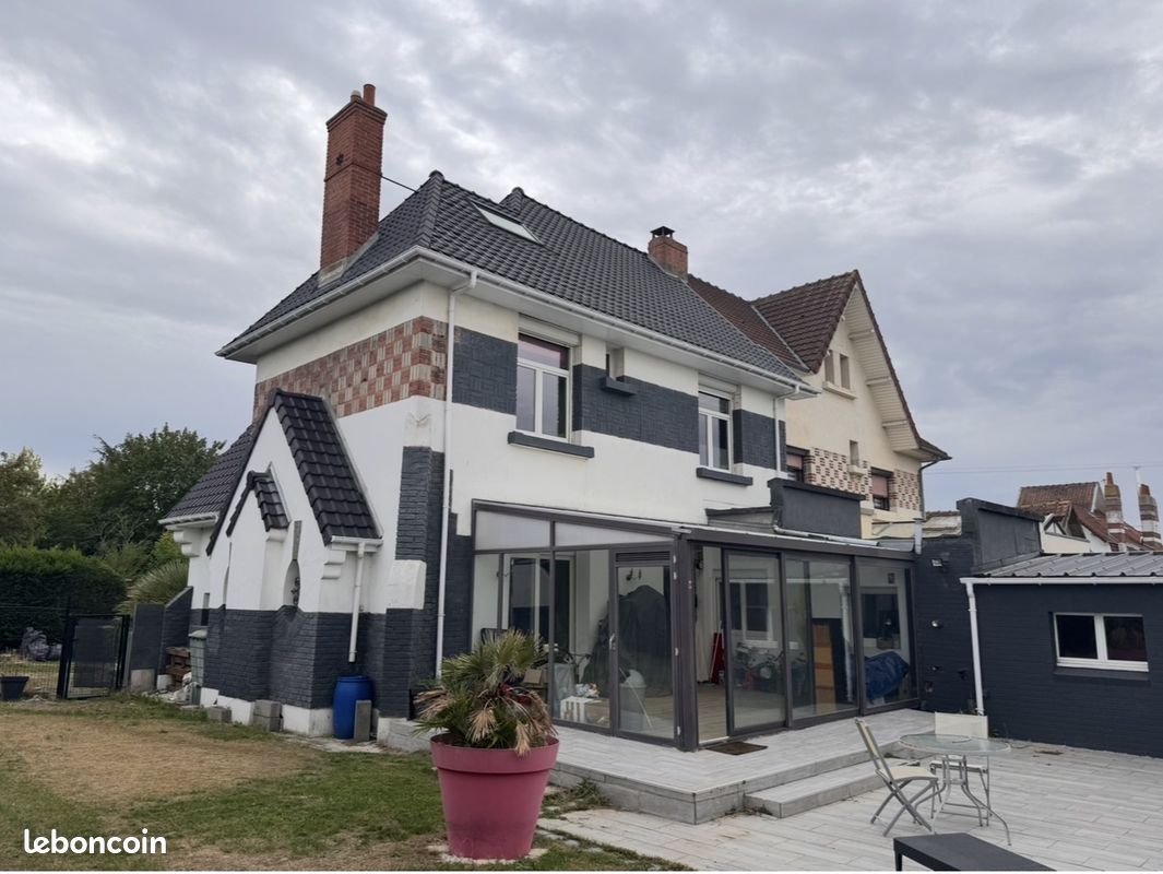 Maison 6 pièces 154 m² · à Grenay · 154 m² · 245 000 €