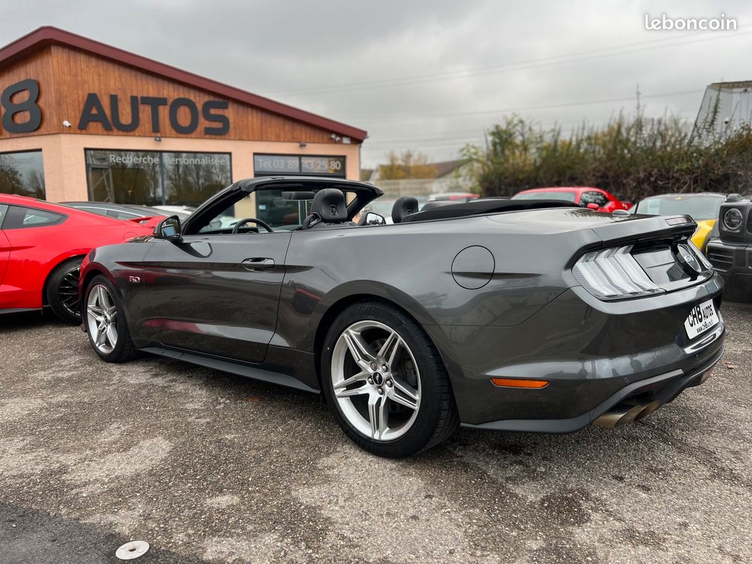 Ford mustang v8 5.0 gt cabriolet boite automatique 1ere main *visible et disponible sur notre parc* suspension magneride systeme audio bang&olufsen 17260 kms 52900 (image 5)