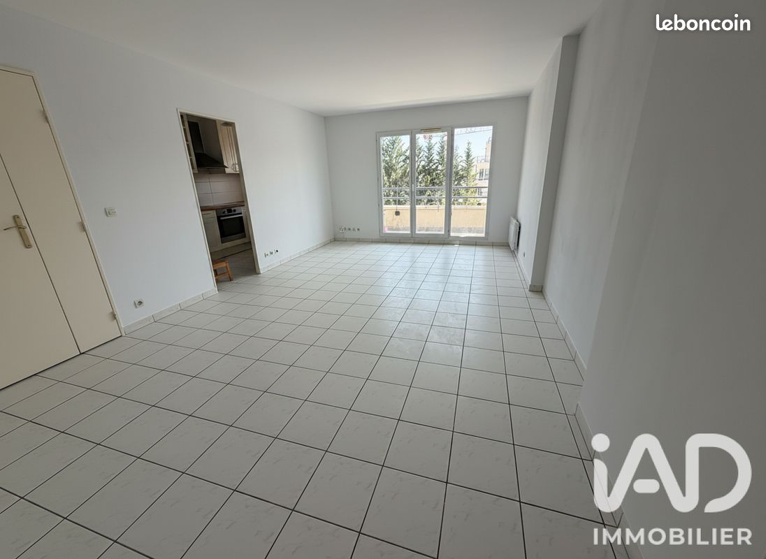 Appartement 3 pièces 60 m² · à Viry-Châtillon · 60 m² · 241 000 €