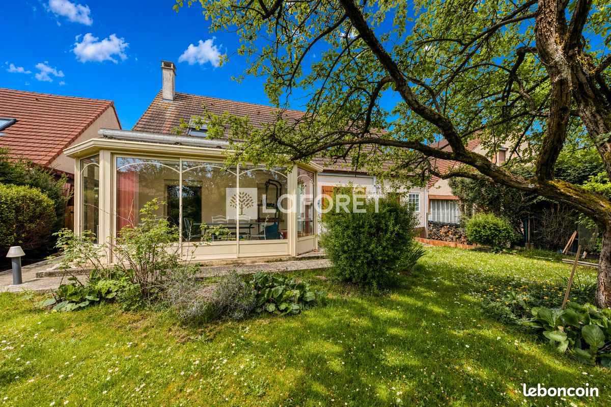 Maison 5 pièces 134 m² · à La Queue-en-Brie · 134 m² · 428 000 €