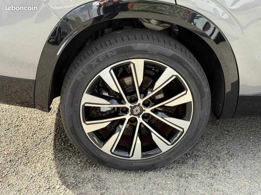 Renault Espace VI E-Tech hybrid 200 Techno (image 24)