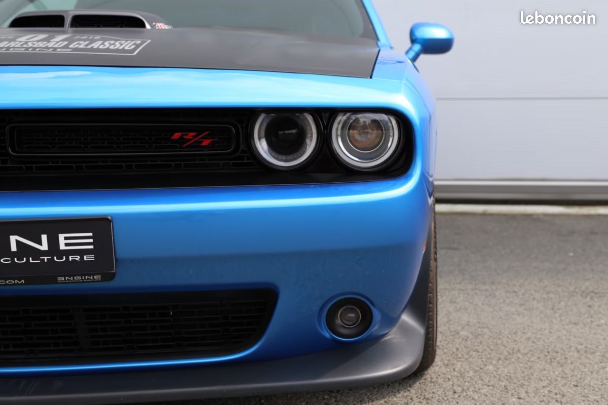 Dodge CHALLENGER Scat Pack 6.4 V8 HEMI 492 ch – BVM – Shaker – Caméra – 12 900 km (image 10)