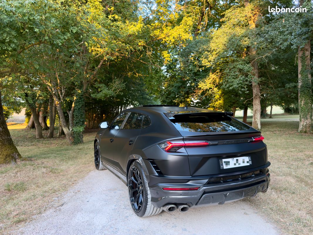Lamborghini Urus Performante 5 Places – 666 ch – FRANÇAIS – Akrapovic – Carbone – Garantie Lamborghini 12/2026 (image 2)