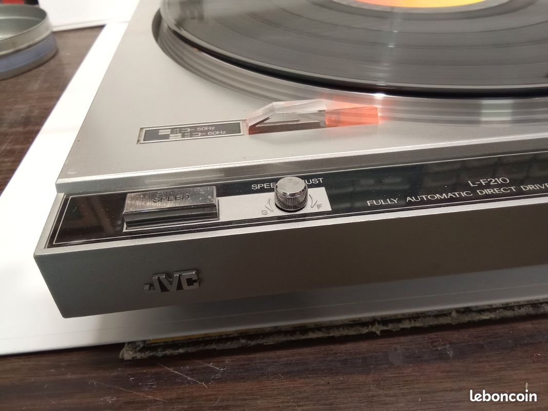 Platine Vinyle JVC L-E600 Automatique - Pour Pièces (Manque Courroie)