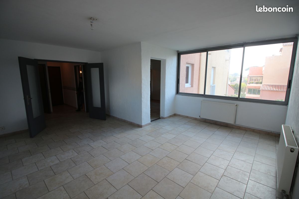 Appartement 3 pièces 76 m² · à Le Pradet · 76 m² · 945 €