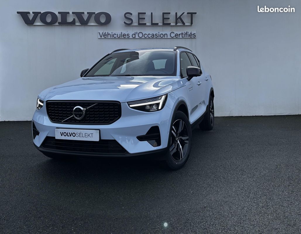 VOLVO XC40 B3 163 ch DCT7 Plus (image 1)