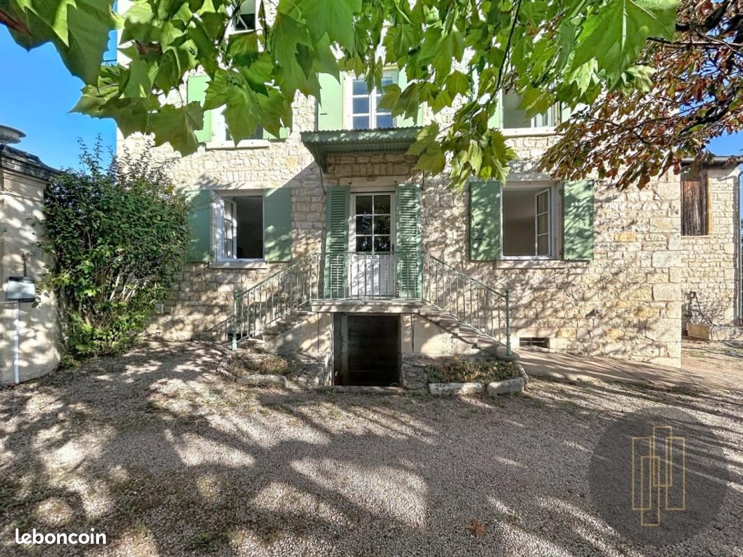 Maison 7 pièces 162 m² · à Lucenay · 162 m² · 640 000 €