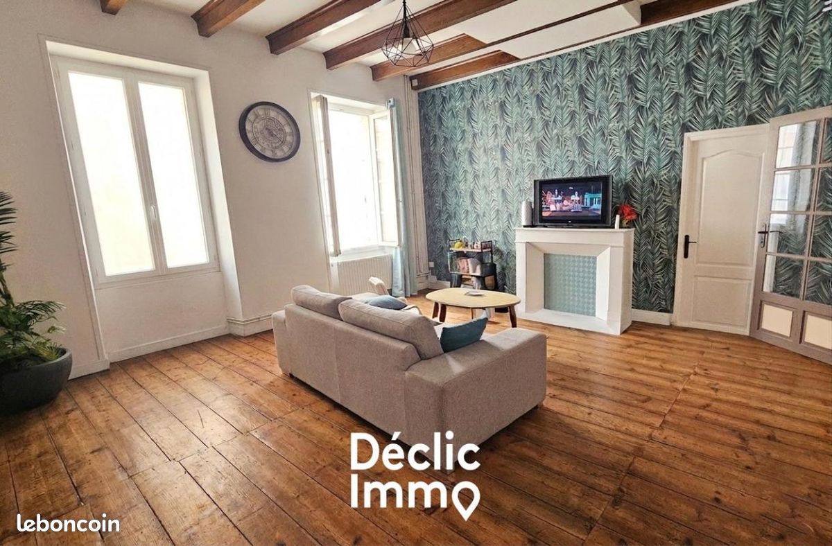 Maison 6 pièces 177 m² · à Mauzé-sur-le-Mignon · 177 m² · 179 900 €