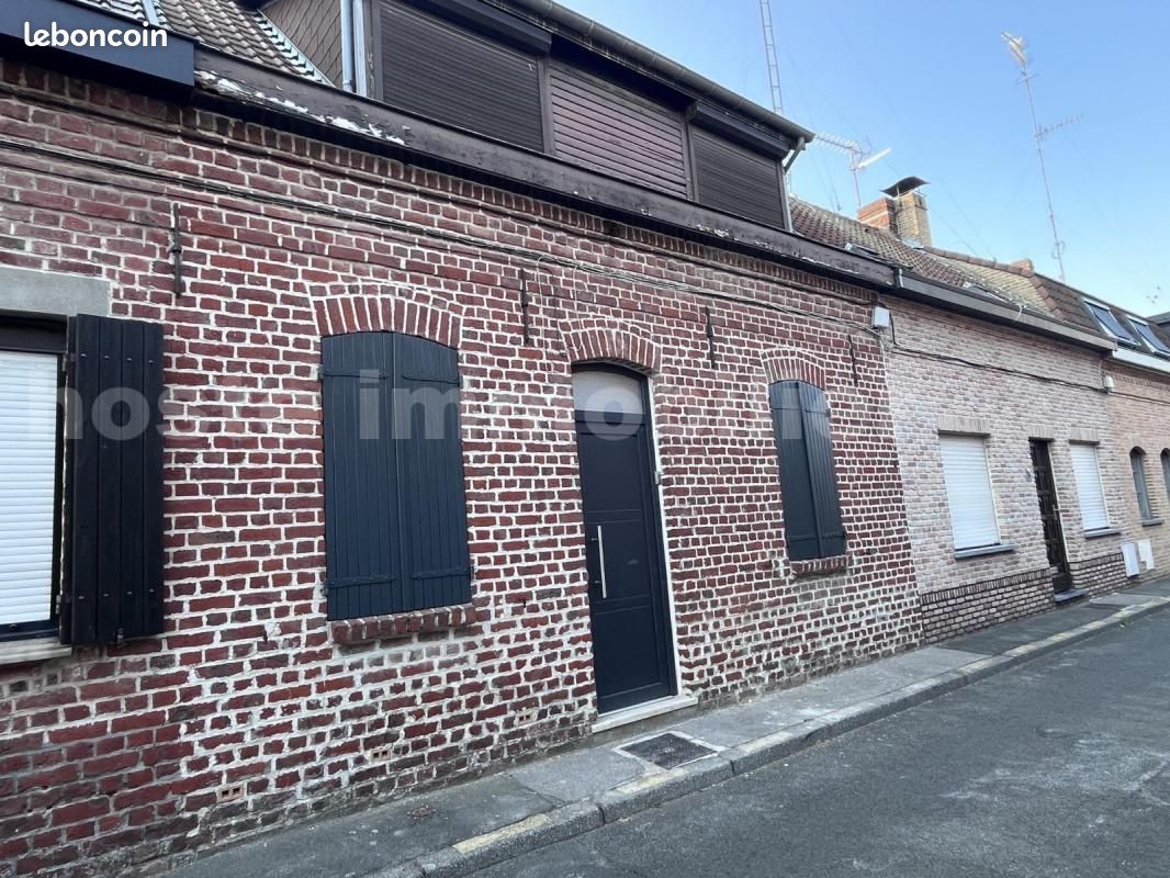 Maison 4 pièces 94 m² · à Tourcoing · 94 m² · 900 €/mois