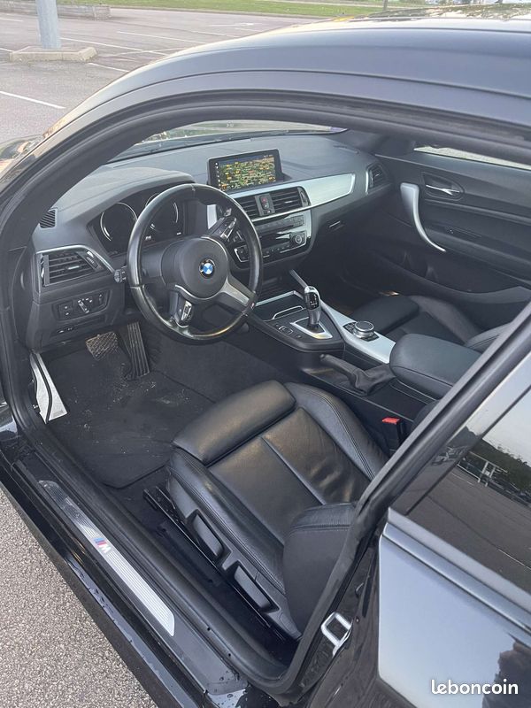 BMW SERIE 1 120i - BVA F21 M Sport Ultimate (image 3)