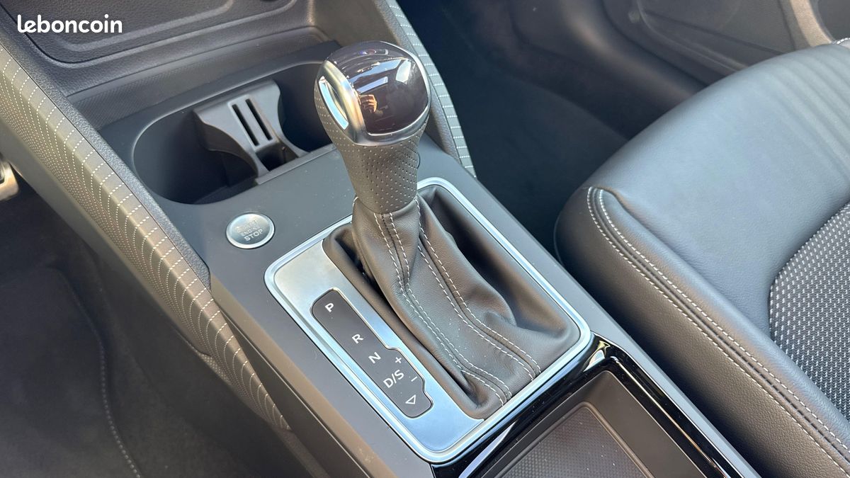 AUDI Q2 35 TFSI 150 S tronic 7 S line (image 18)