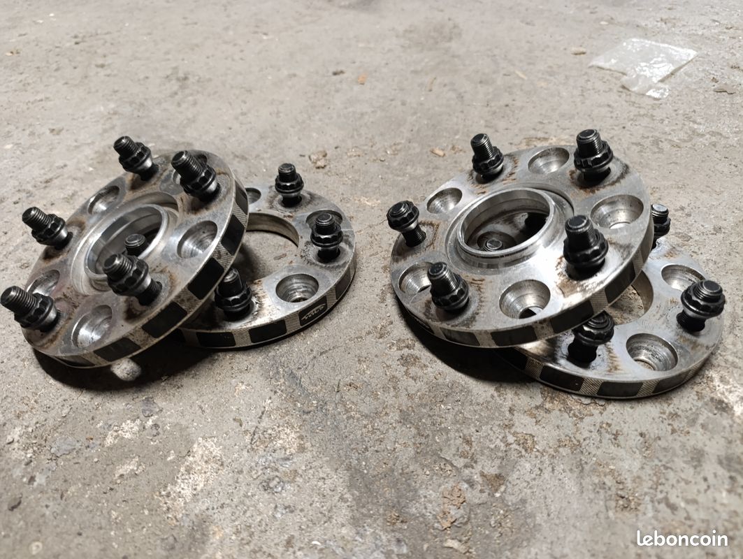 Elargisseurs Voies KICS 5x114.3 15mm (image 1)