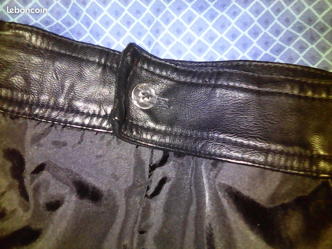 Jupe asymétrique Divided simili cuir taille 42 (image 4)