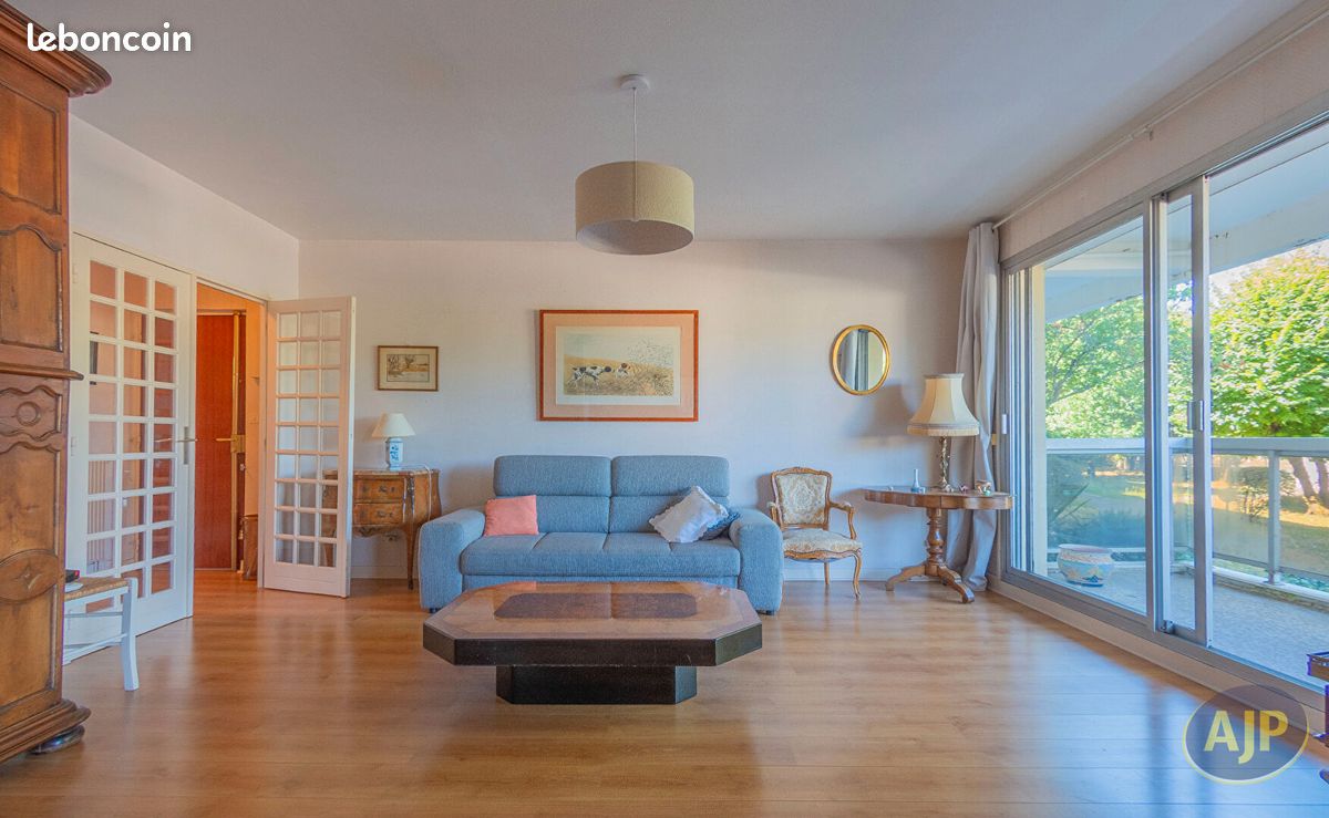 Appartement 4 pièces 77 m² · au Bouscat · 77 m² · 326 000 €