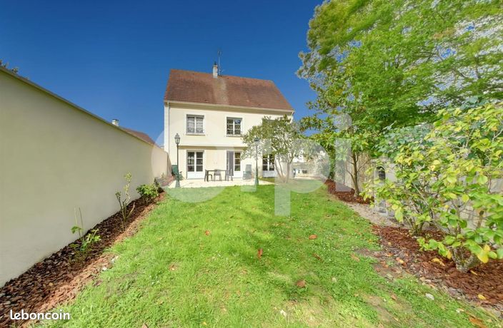 Maison 5 pièces 225 m²