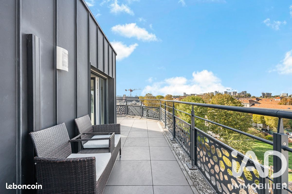 Appartement 5 pièces 122 m² · à Villejuif · 122 m² · 630 000 €