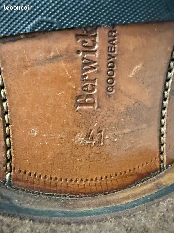 Chaussures de ville noires BERWICK 41 (image 5)
