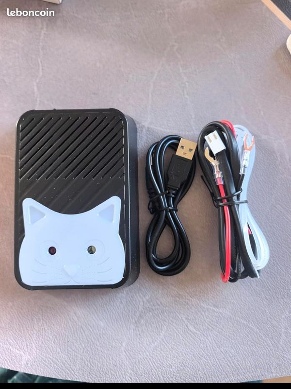 Ultrason Souris et Rats 360°, 4 Modes Répulsif Souris avec Lumière Clignotante, 600 M² Répulsifs Anti-Taupes Anti Souris Plug in, Extérieur Intérieur pour Rongeurs, Araignées, Cafards, Mites