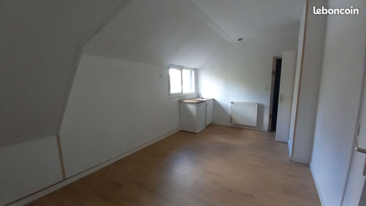 Appartement 1 pièce 19 m² · à Guingamp · 19 m² · 370 €/mois
