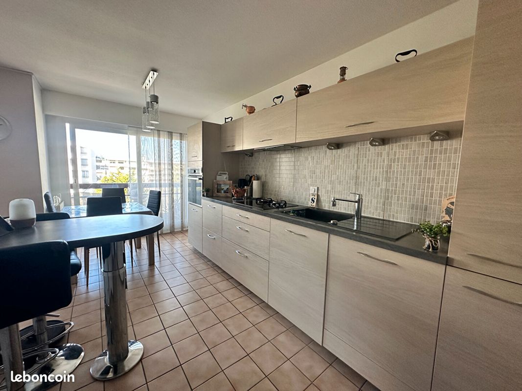 Appartement 3 pièces 68 m² · à Annemasse · 68 m² · 259 000 €